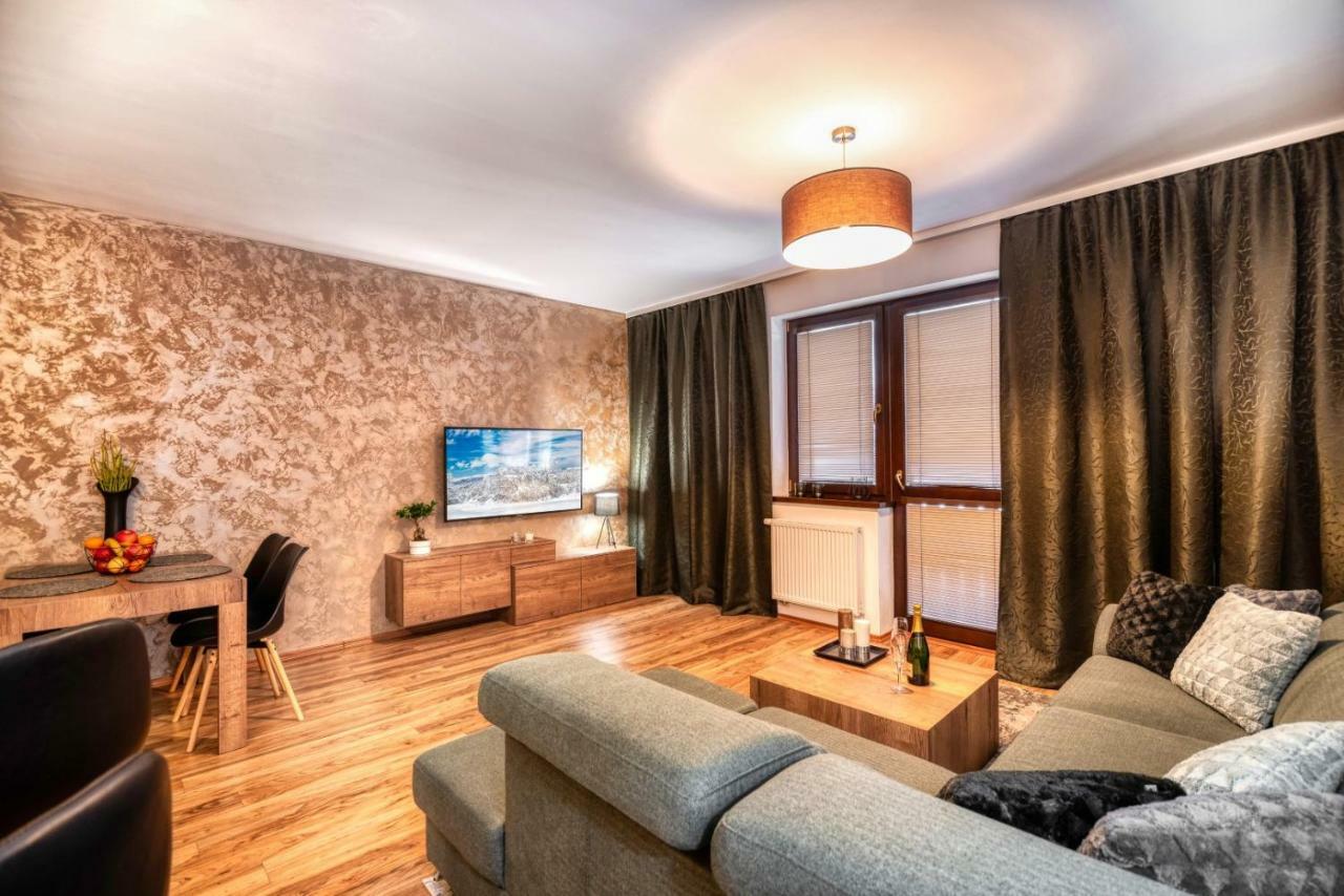 Apartman Lio - Free Garage Parking Tatranská Lomnica Eksteriør bilde